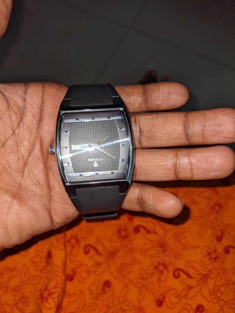 Viguer watch ya makeya